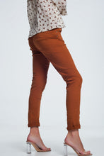 Load image into Gallery viewer, Caldera Jeans With Button Closure