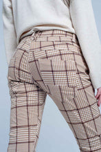 Load image into Gallery viewer, Pants in Beige Check With Button