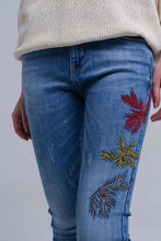 Load image into Gallery viewer, Skinny Embroidered Jeans