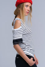 Load image into Gallery viewer, White Striped Sweater With Embroidery