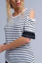 Load image into Gallery viewer, White Striped Sweater With Embroidery